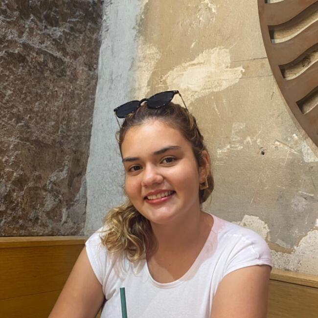 Nanny in Centelles: Celeste