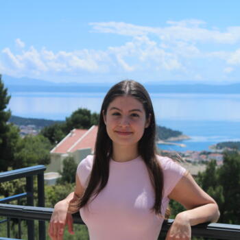 Babysitter in Albalat dels Sorells: Elena