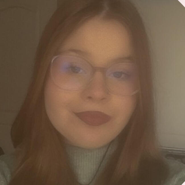 Babysitter in La Chapelle-Cécelin: Manon