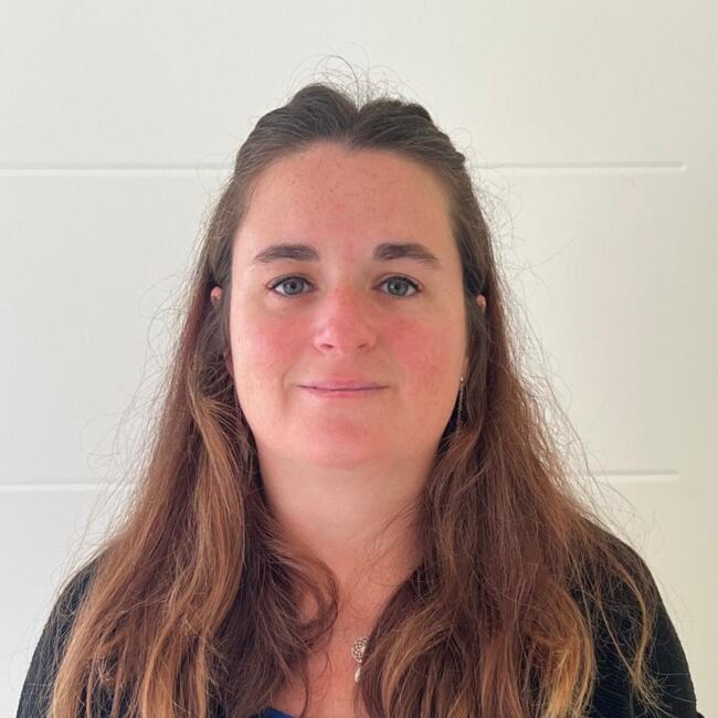 Babysitter in Campugnan: Jeanne