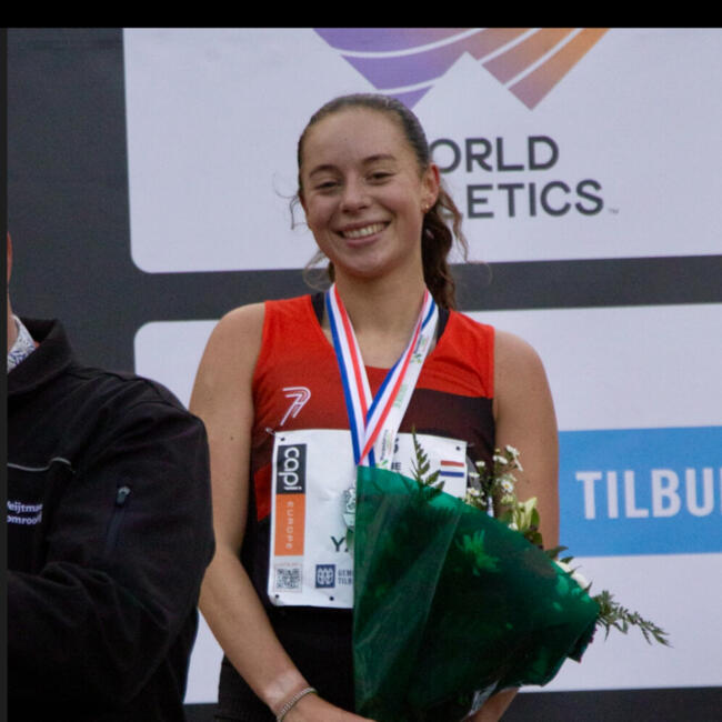 Babysitter in Nijmegen: Yasmine