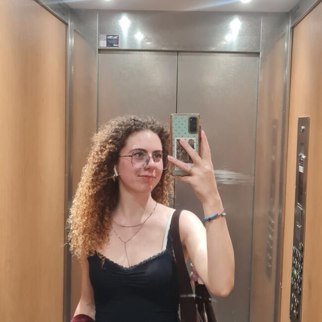 Babysitter in Paris: Zoé
