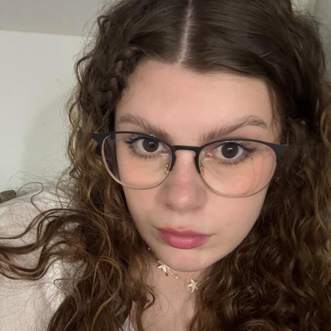 Babysitter in Curitiba: Millena