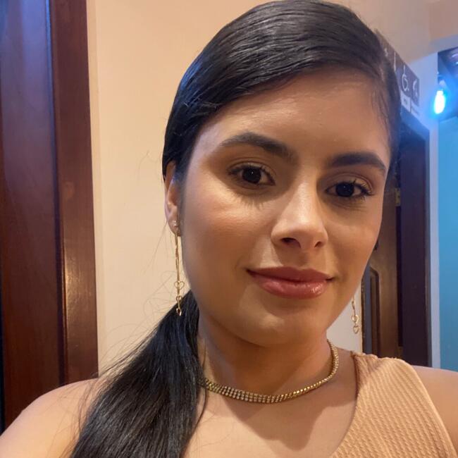 Babysitter in Vitória da Conquista: Mariana