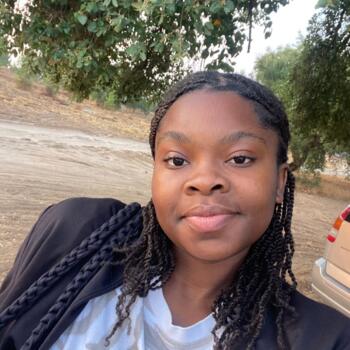 Babysitter em Entroncamento: Albertina