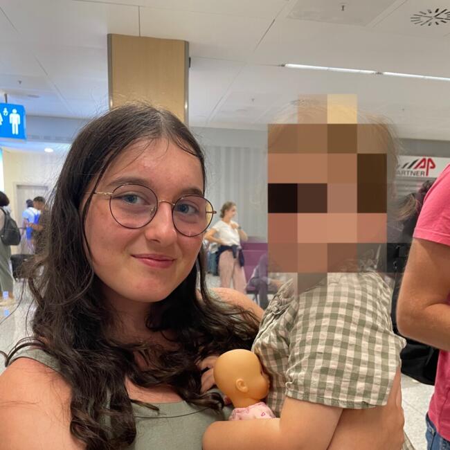 Babysitter in Vauréal: Elise