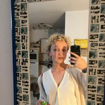 Babysitter in Blainville-sur-l'Eau: Eryne