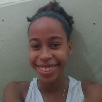 Babysitter in Campos dos Goytacazes: Sarah