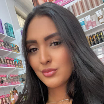 Babá em Charqueada: Yasmin