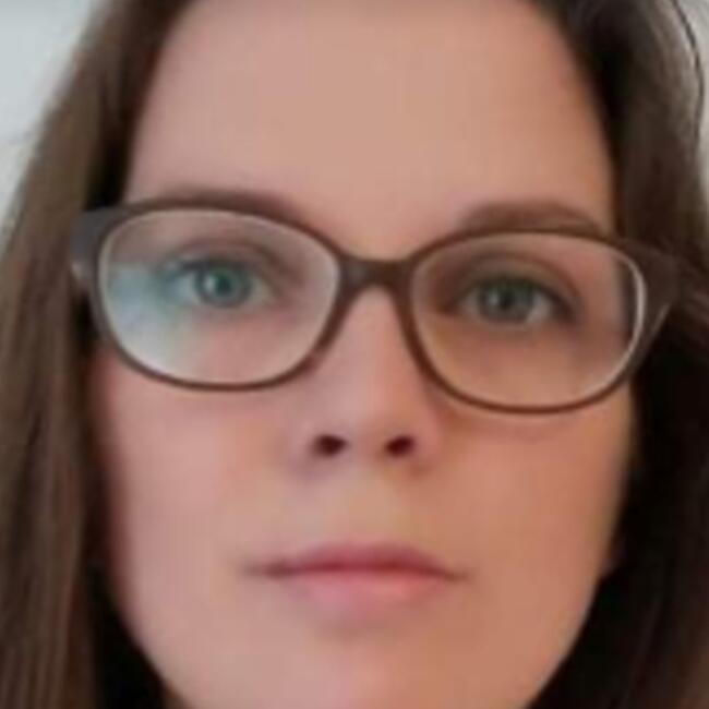 Bébiszitter Cegléd területén: Bea