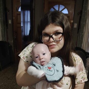 Babysitter Mata de Plátano: Briana
