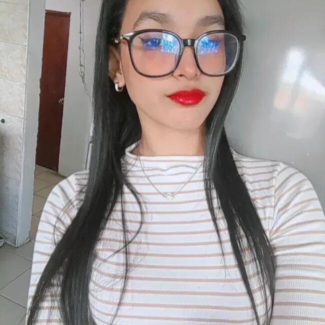 Babysitter in Caracas: Paola