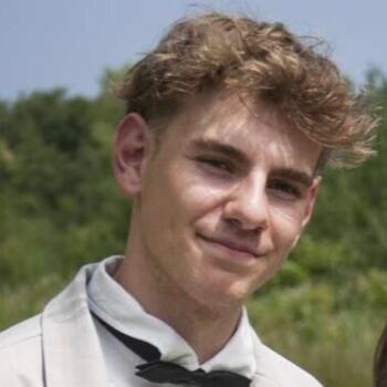 Babysitter in Saint-Jean-de-Braye: Nicolas