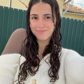 Babysitter em Loures: Sara