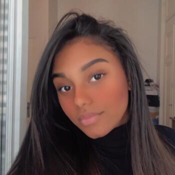 Baby-sitter in Lyon: Elisa