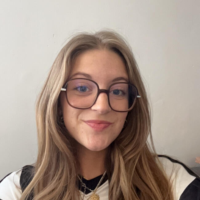 Babysitter in Marseille: Marilou