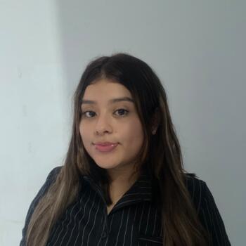 Babysitter in Panama City: Monica