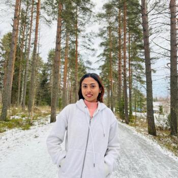 Barnvakt i Helsingfors: Rojina