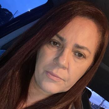 Babysitter Uberaba: Valdirene