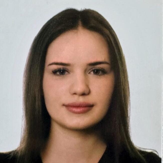 Canguro en Cartagena: Oleksandra