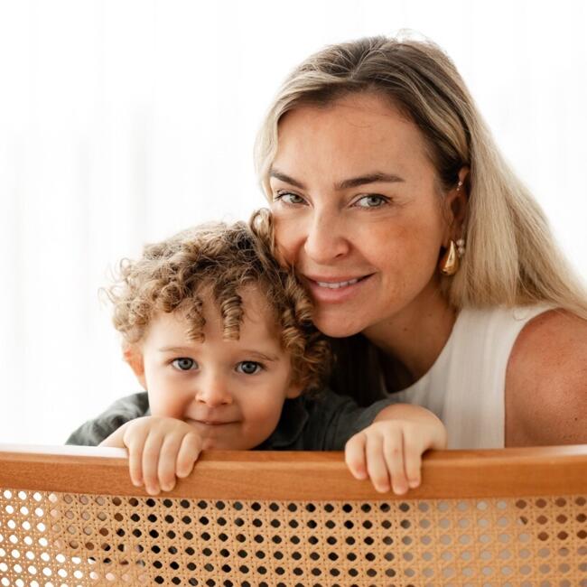 Emprego de babá em Guabiruba: Ana Cláudia