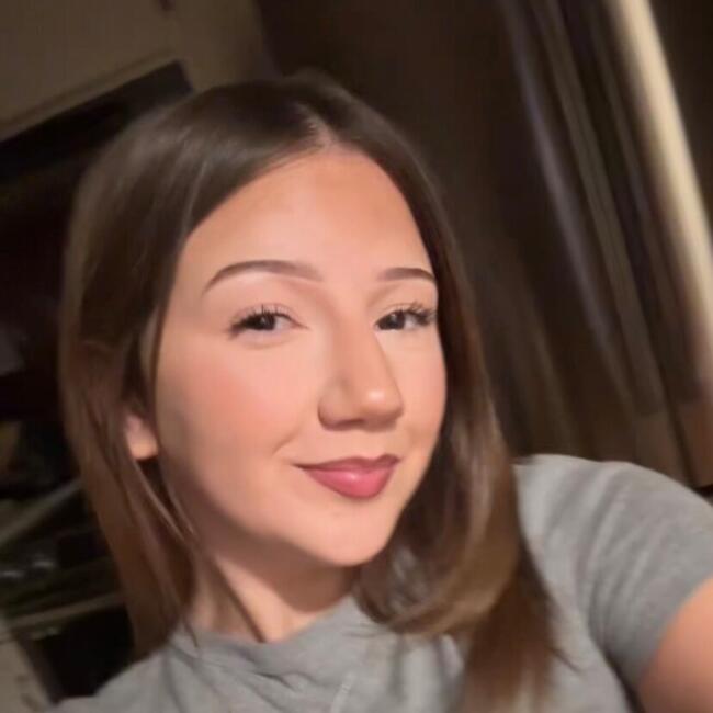 Babysitter in Manteca: Sami