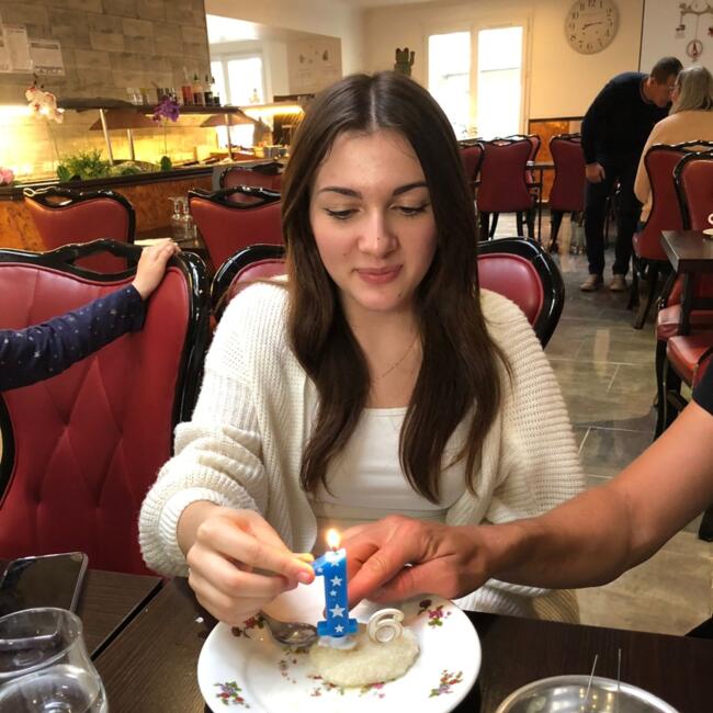 Babysitter in Rémalard: Louna