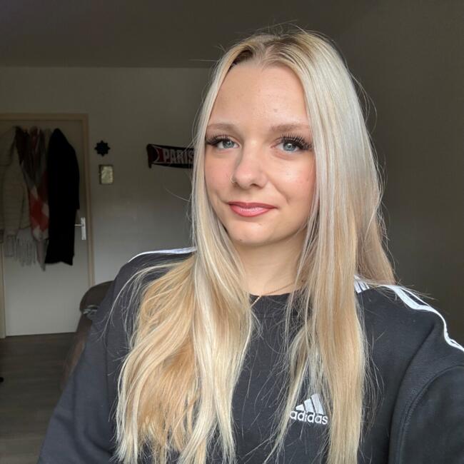 Babysitter in Verdun: Oceane