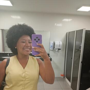 Babá em Belém: Rebecka