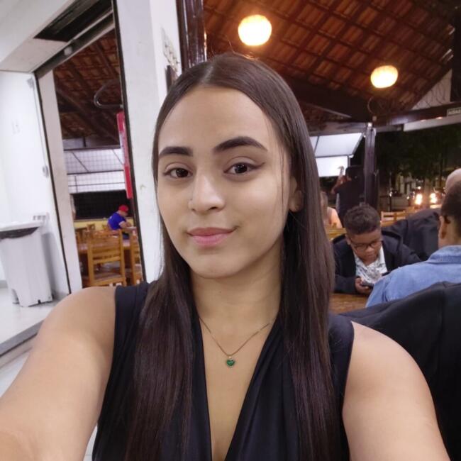 Babysitter in Campos dos Goytacazes: Kayelhen