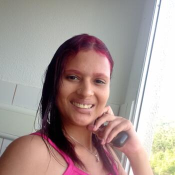 Babysitter in Coronel Fabriciano: Ysabelle