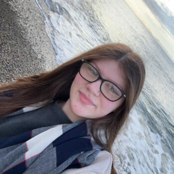 Babysitter in Champagney: Manon