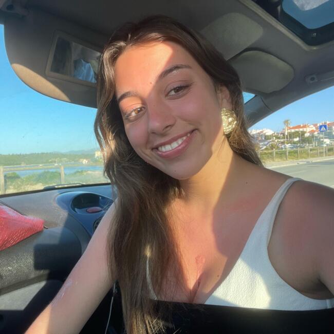 Babysitter in Evora: Luana