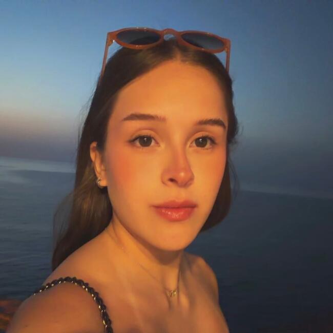 Babysitter in Ílhavo: Giulia