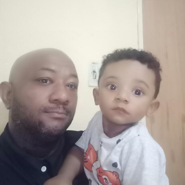 Emprego de babá em Betim: SAMUEL