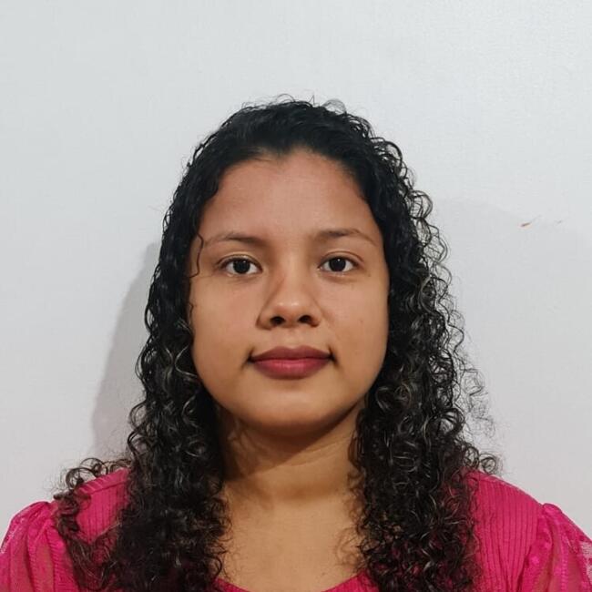 Babysitter in Belém: Valesca