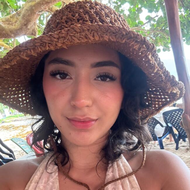Babysitter in Medellín: Maria Jose