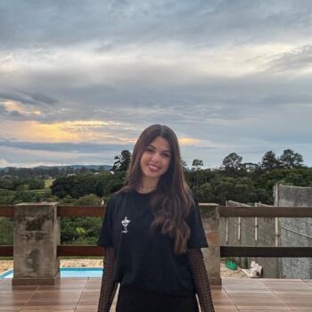 Babá em Ibiúna: Leticia