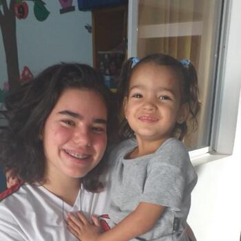 Babysitter Pedrouços: Clarice