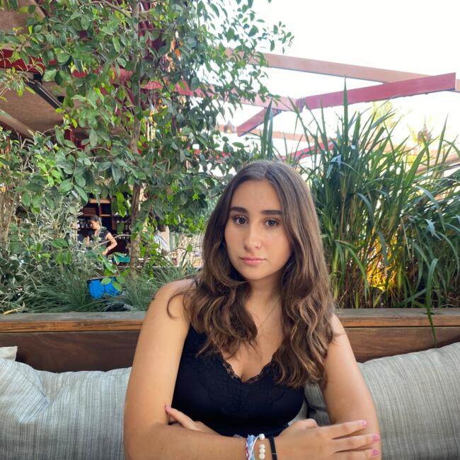 Canguro en Esplugues de Llobregat: Camila