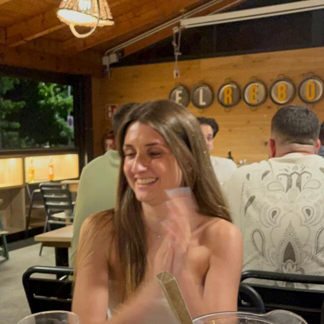 Niñera en Mollet del Vallés: Lucia