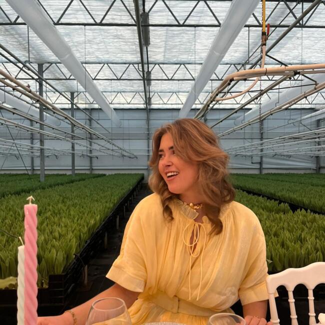 Oppas in Westwoud: Lois