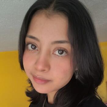 Niñera en Quito: Monica