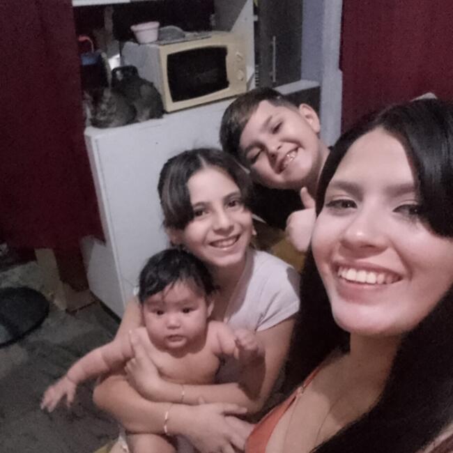 Trabajo para niñera en Ciudad del Libertador General San Martín: Veronica