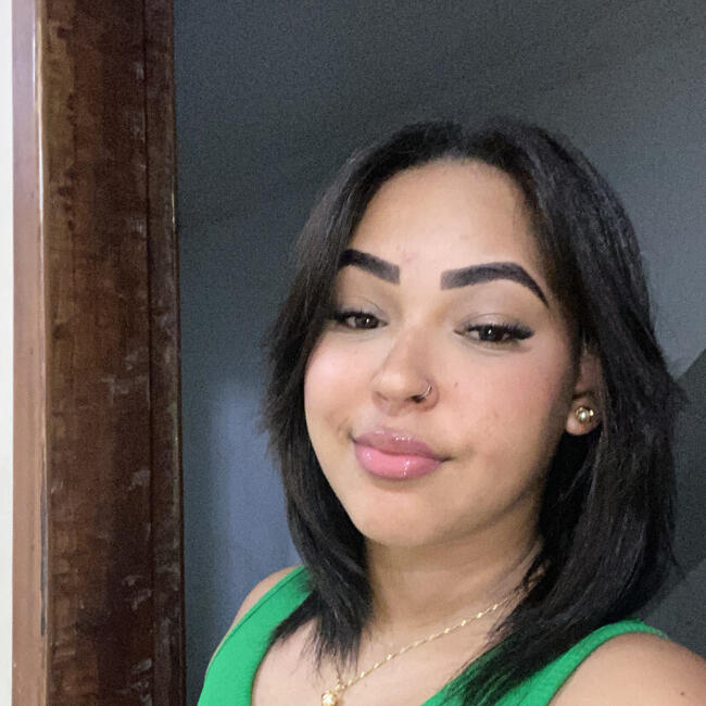 Babá em Recife: Taylane