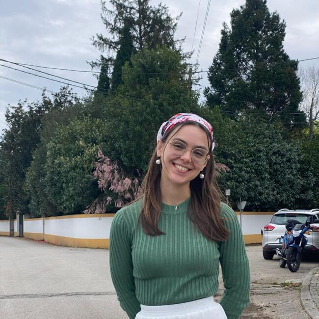 Babysitter em Anadia: Joana