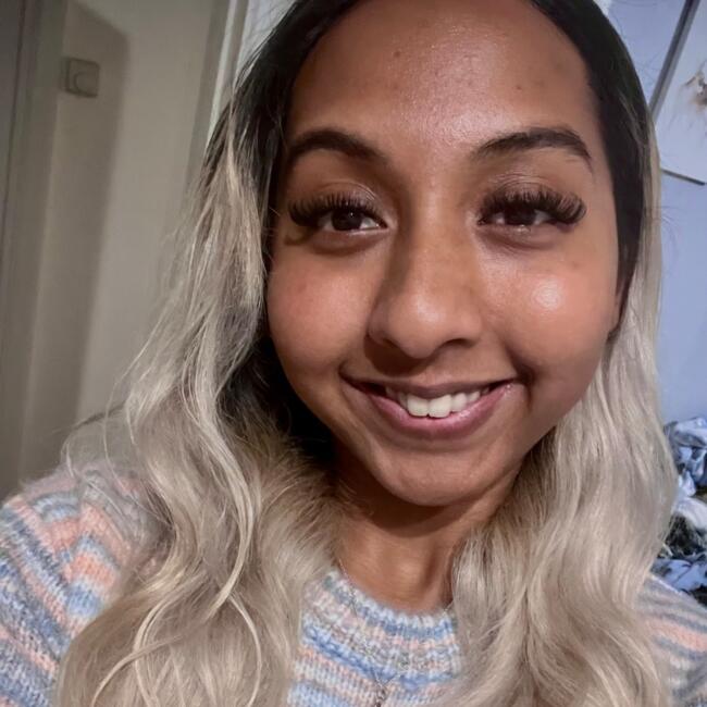 Babysitter in London: Maahjabin