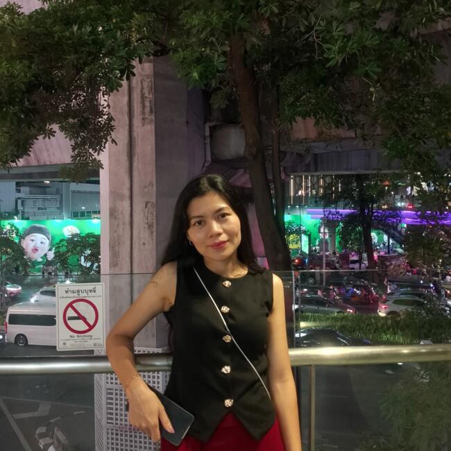 Babysitter in Khlong San: Wutt