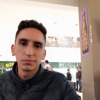 Babysitting job in Bogotá: babysitting job Juan David