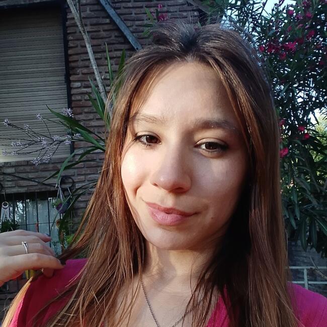 Babysitter in Moreno: Victoria